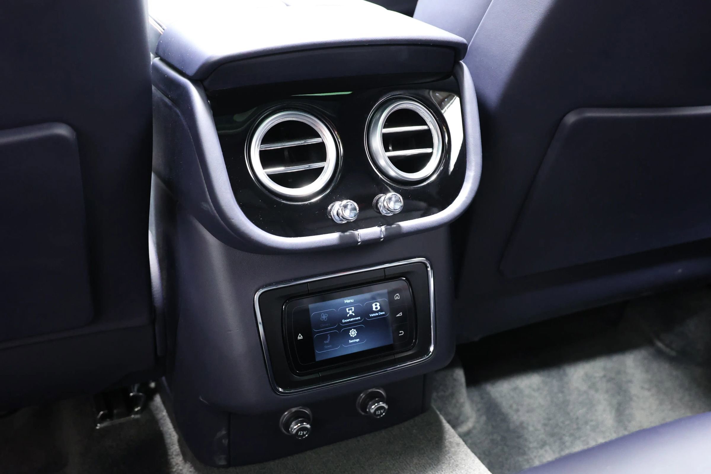 Used 2019 Bentley Bentayga AWD/4WD image 58
