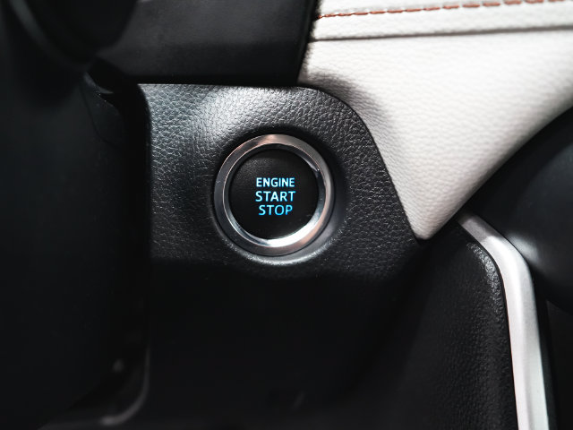 Used 2022 Toyota RAV4 XLE w/ Convenience Package AWD/4WD image 24