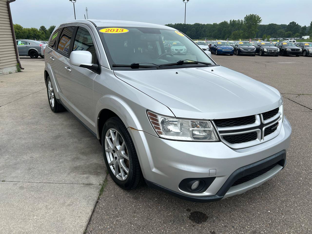 Used 2013 Dodge Journey R/T w/ Navigation & Sound Group I FWD image 3