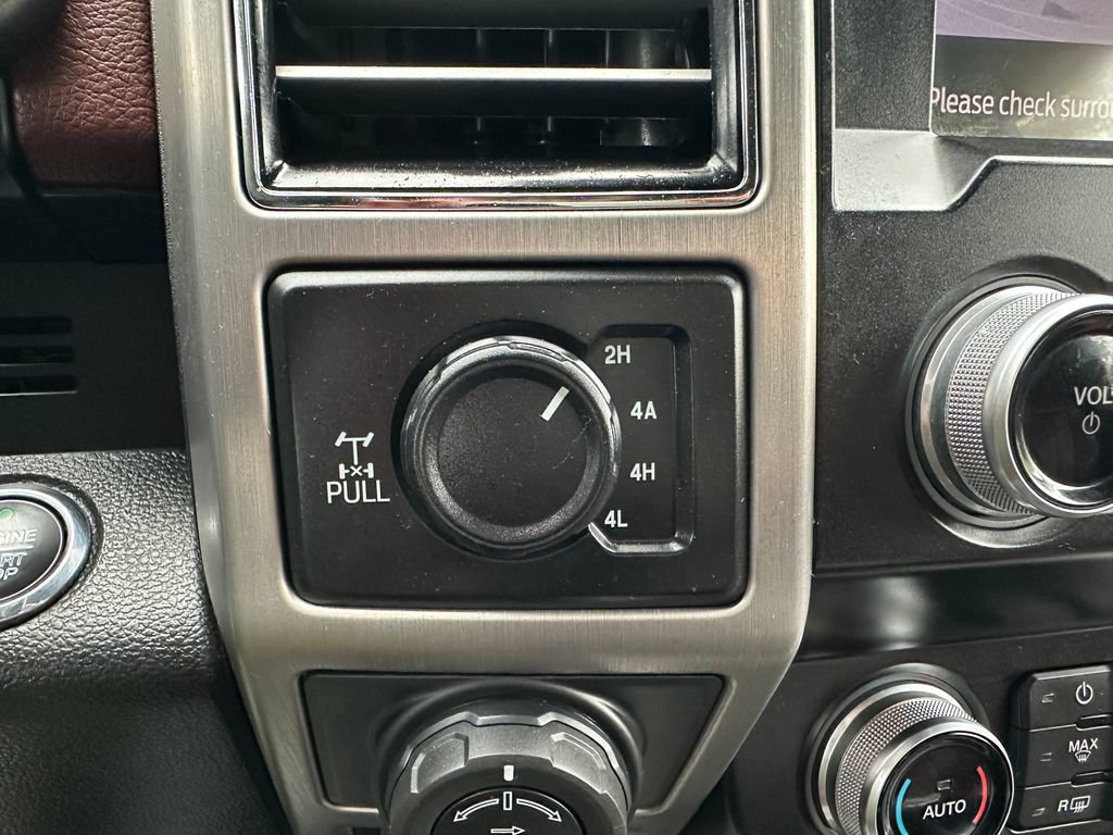 Used 2020 Ford F150 Platinum w/ Equipment Group 701A Luxury AWD/4WD image 9