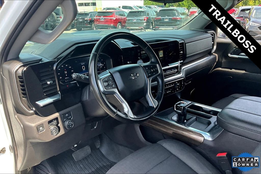 Used 2024 Chevrolet Silverado 1500 LT Trail Boss w/ Protection Package image 17
