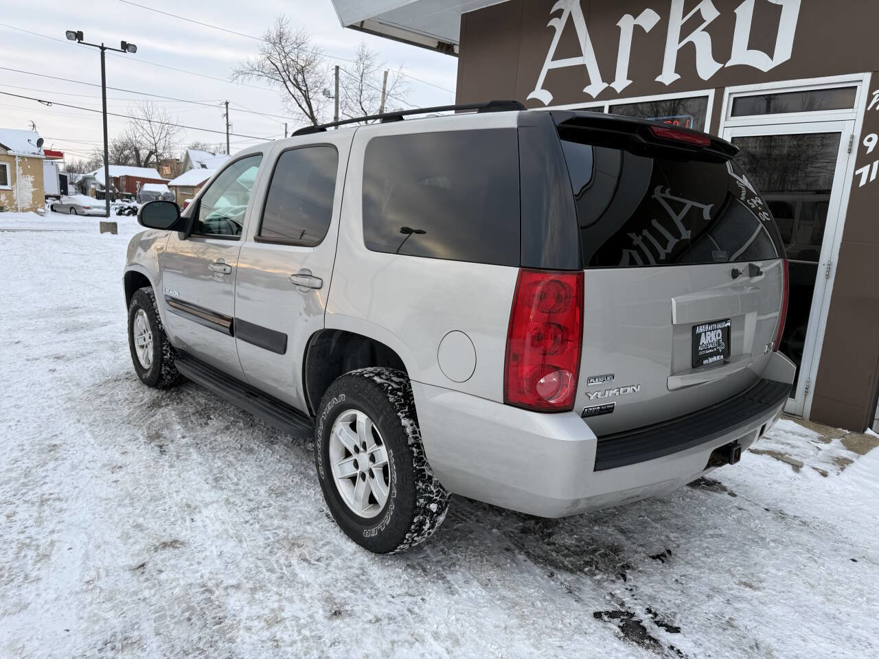 Used 2007 GMC Yukon SLE image 7