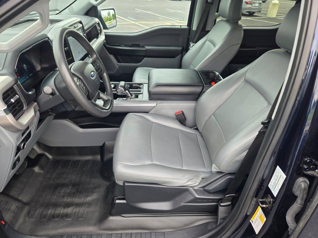 Used 2023 Ford F150 Lightning Pro AWD/4WD image 20
