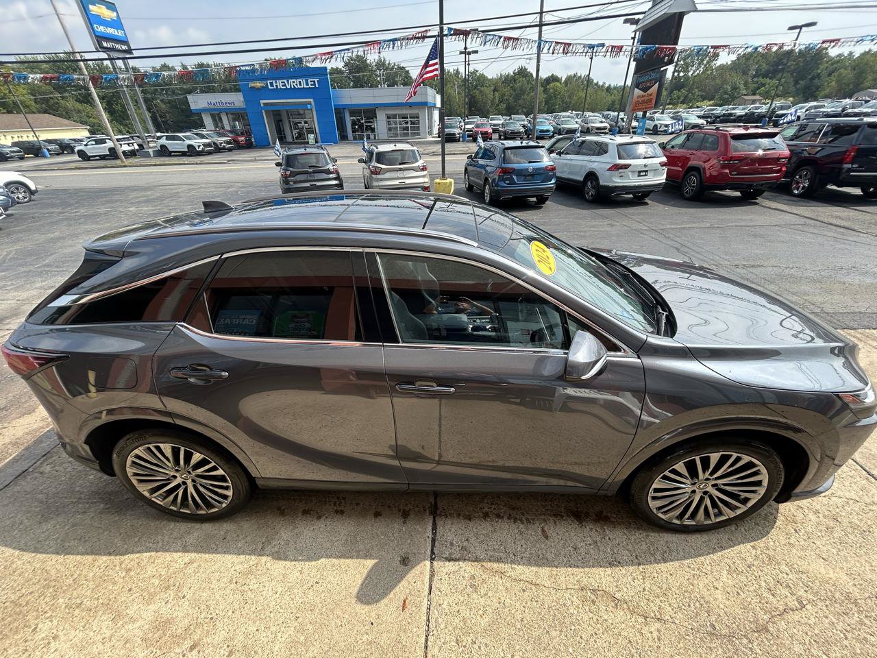 Used 2024 Lexus RX 450h AWD w/ Convenience Package image 7