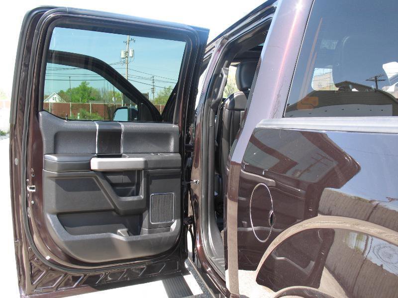 Used 2018 Ford F150 Platinum w/ Equipment Group 701A Luxury AWD/4WD image 16