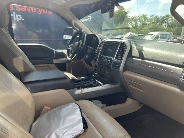 Used 2017 Ford F250 Lariat w/ Chrome Package AWD/4WD image 4