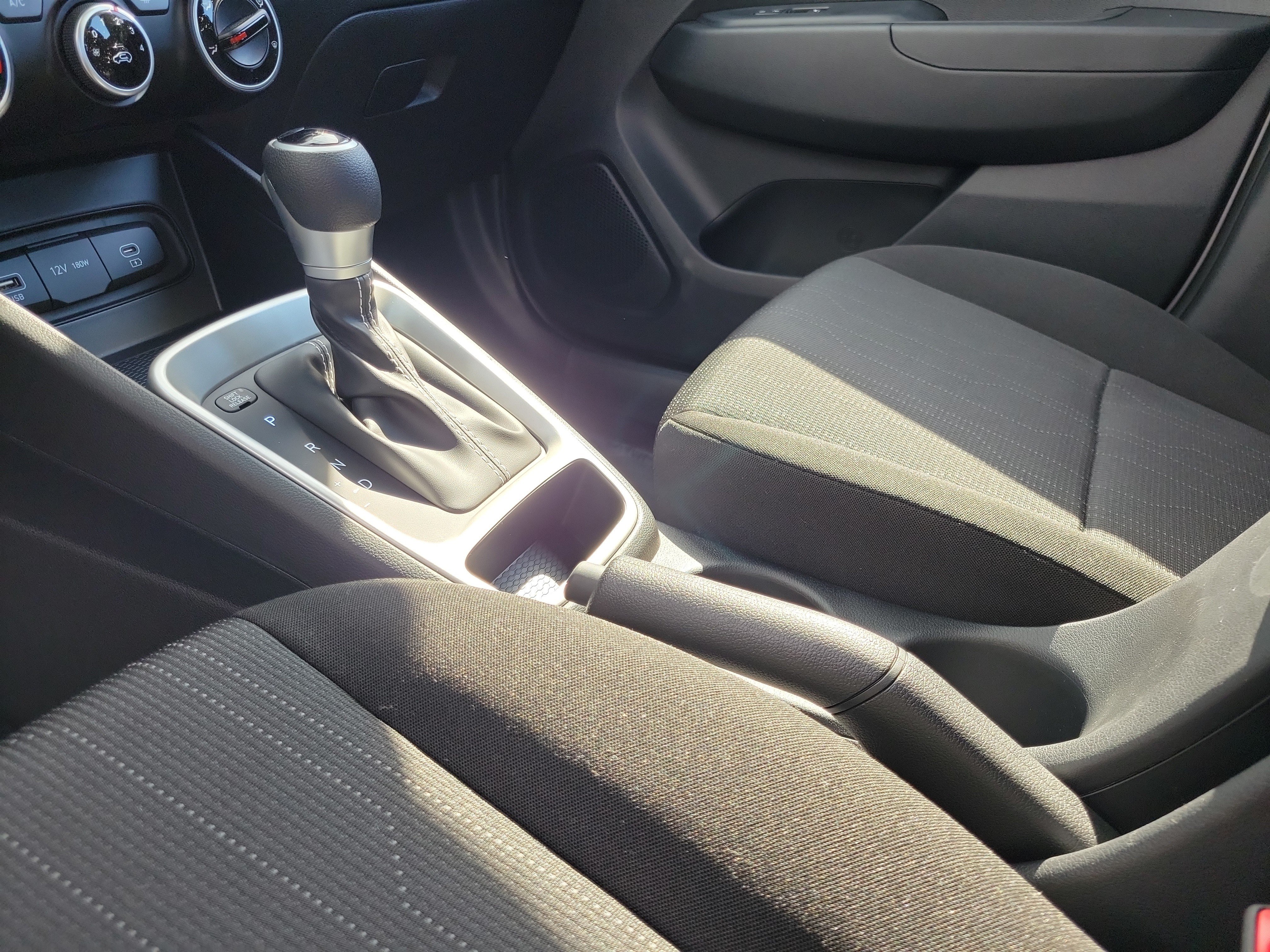 New 2026 Hyundai Venue SE FWD image 12