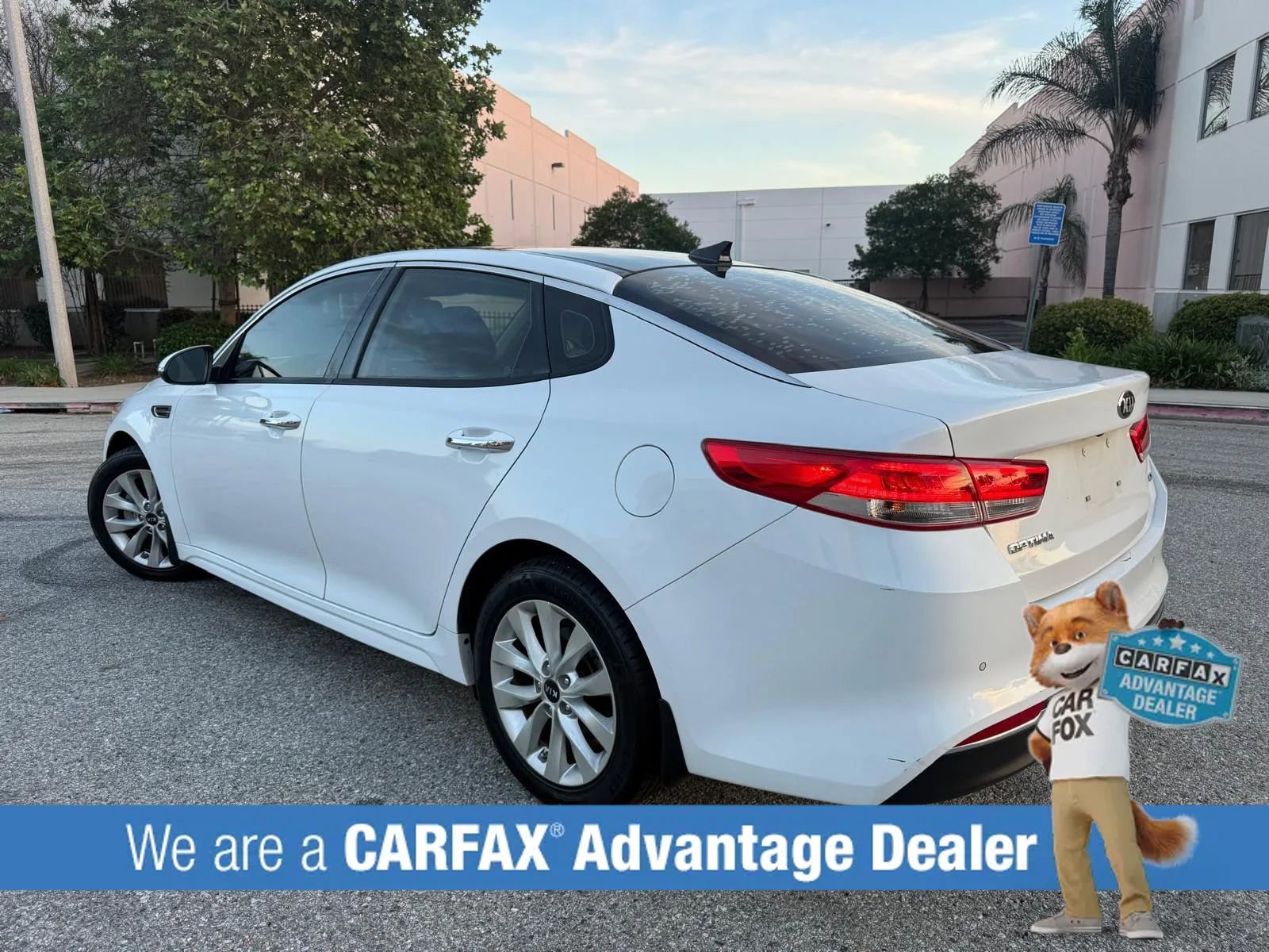 Used 2018 Kia Optima EX w/ Premium Package image 7