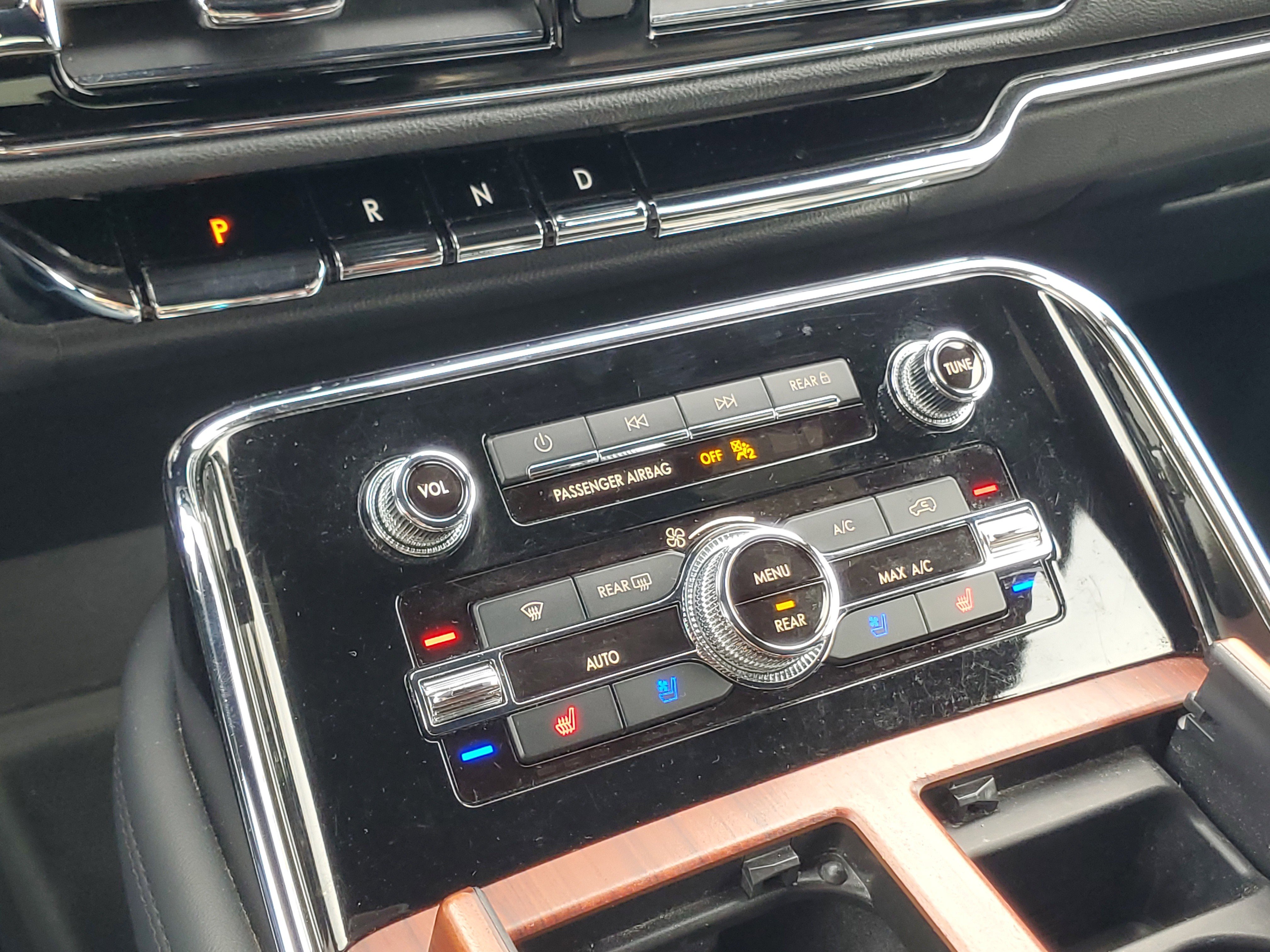 Certified 2022 Lincoln Navigator Reserve AWD/4WD image 18