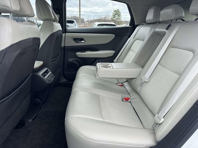 Used 2024 Nissan Ariya AWD image 15