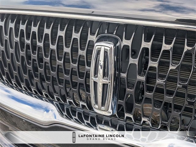 Certified 2023 Lincoln Nautilus Reserve w/ Monochromatic Package image 9