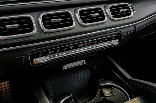 Used 2023 Mercedes-Benz GLE 63 AMG S image 34