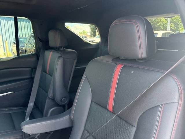 Used 2026 Chevrolet Traverse RS w/ LPO, Floor Liner Package AWD/4WD image 22