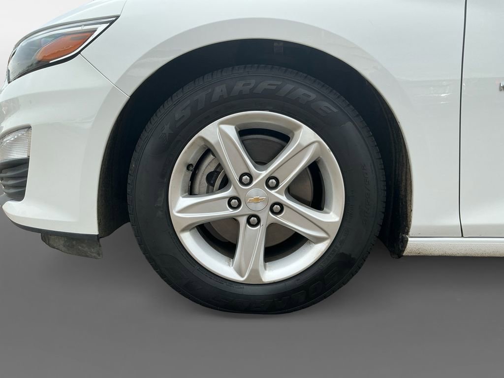 Used 2023 Chevrolet Malibu LT image 14