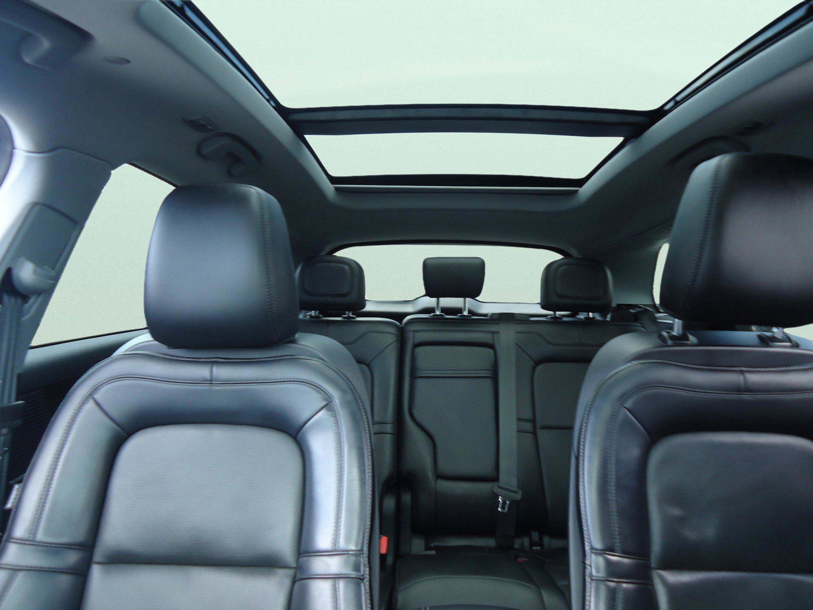 Used 2022 Lincoln Corsair AWD w/ Premium Package image 30