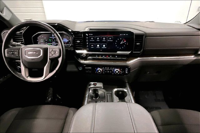 Used 2023 GMC Sierra 1500 Elevation AWD/4WD image 18