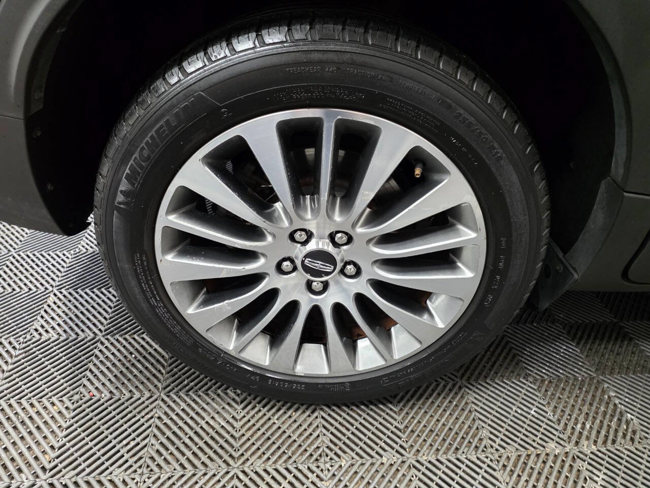 Used 2018 Lincoln MKC Reserve image 37