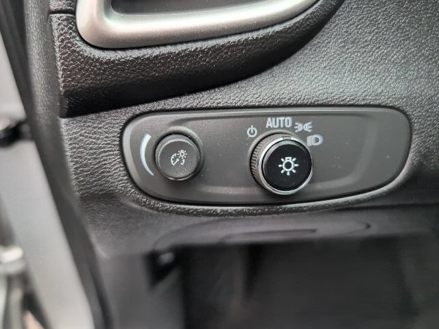 Used 2017 Chevrolet Trax LS AWD/4WD image 14