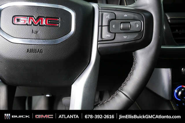 Used 2023 GMC Yukon SLT w/ SLT Premium Package image 11