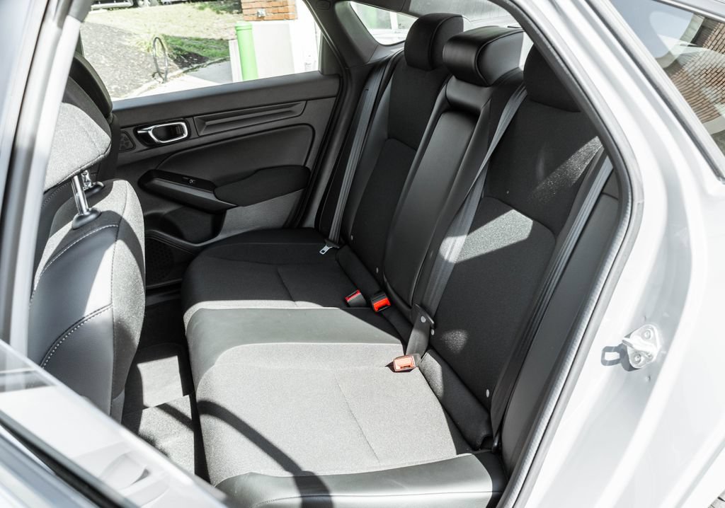 Used 2025 Honda Civic Sport image 21