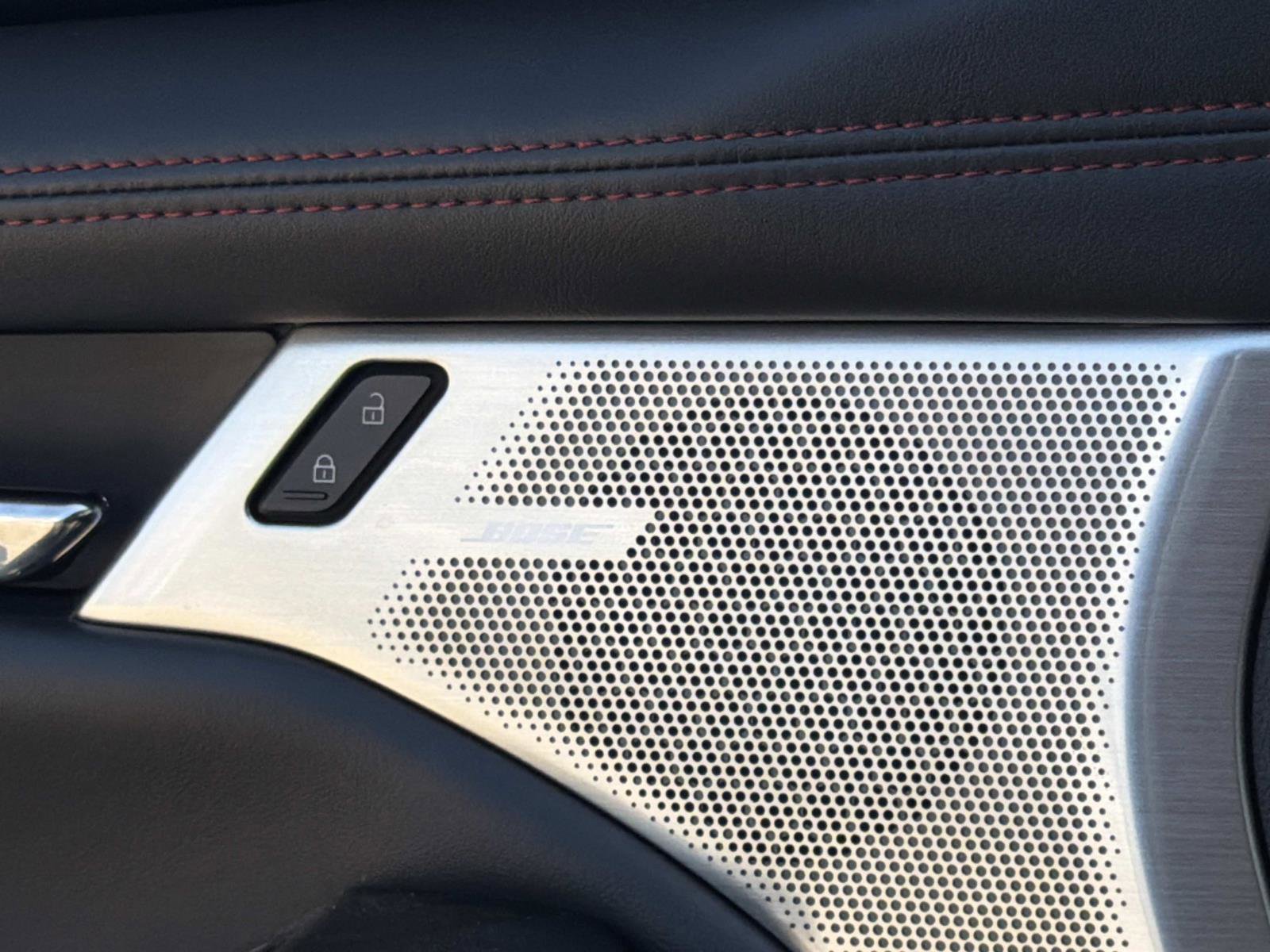 Used 2023 MAZDA MAZDA3 s image 19