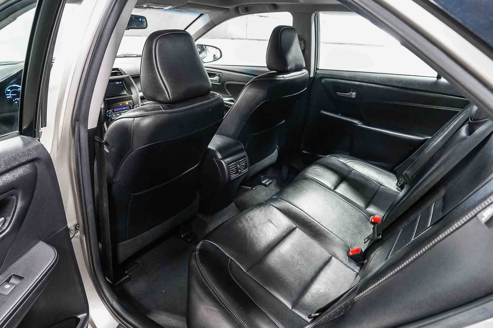 Certified 2016 Toyota Camry XLE w/ Moonroof Package FWD image 20