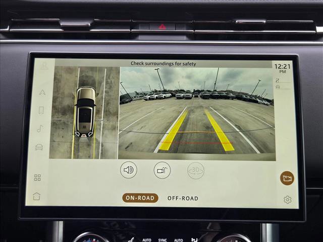 Certified 2023 Land Rover Range Rover Long Wheelbase SE image 14