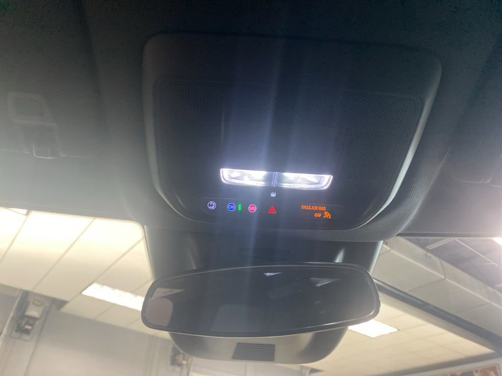 New 2026 Chevrolet Equinox EV LT image 31