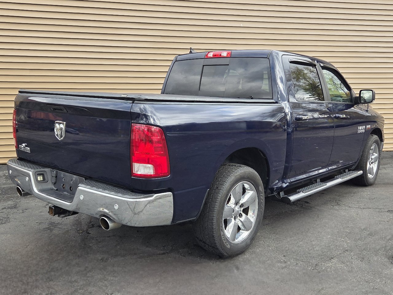 Used 2016 RAM 1500 Big Horn image 5