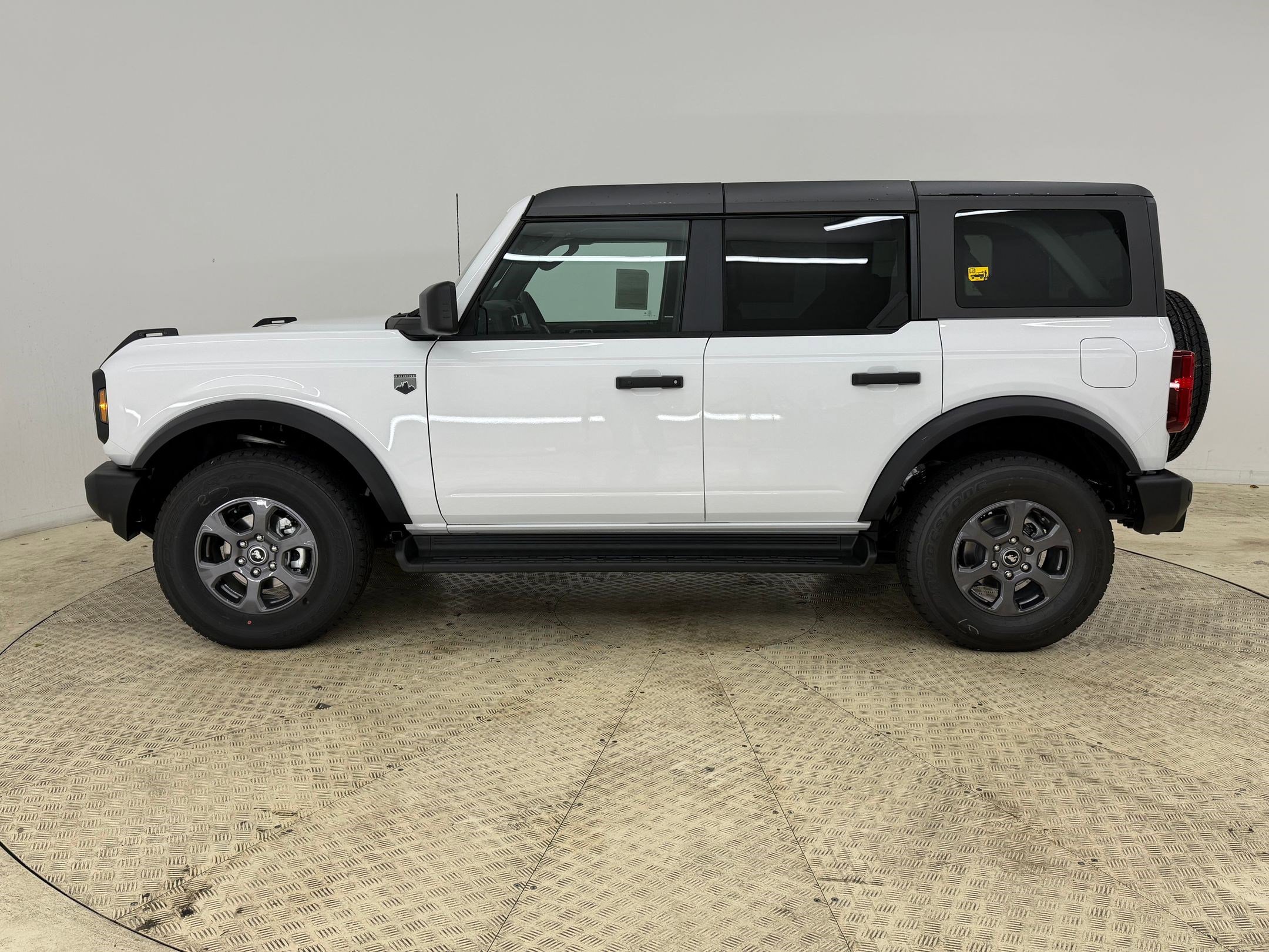 New 2026 Ford Bronco Big Bend image 2