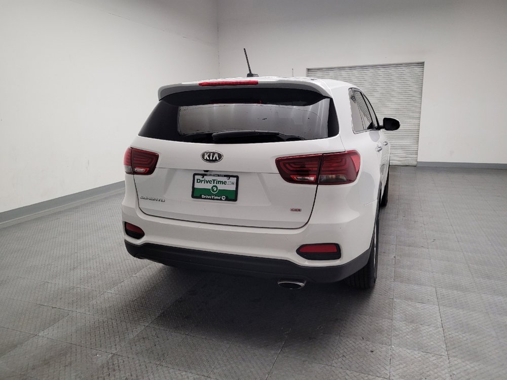 Used 2019 Kia Sorento FWD image 7