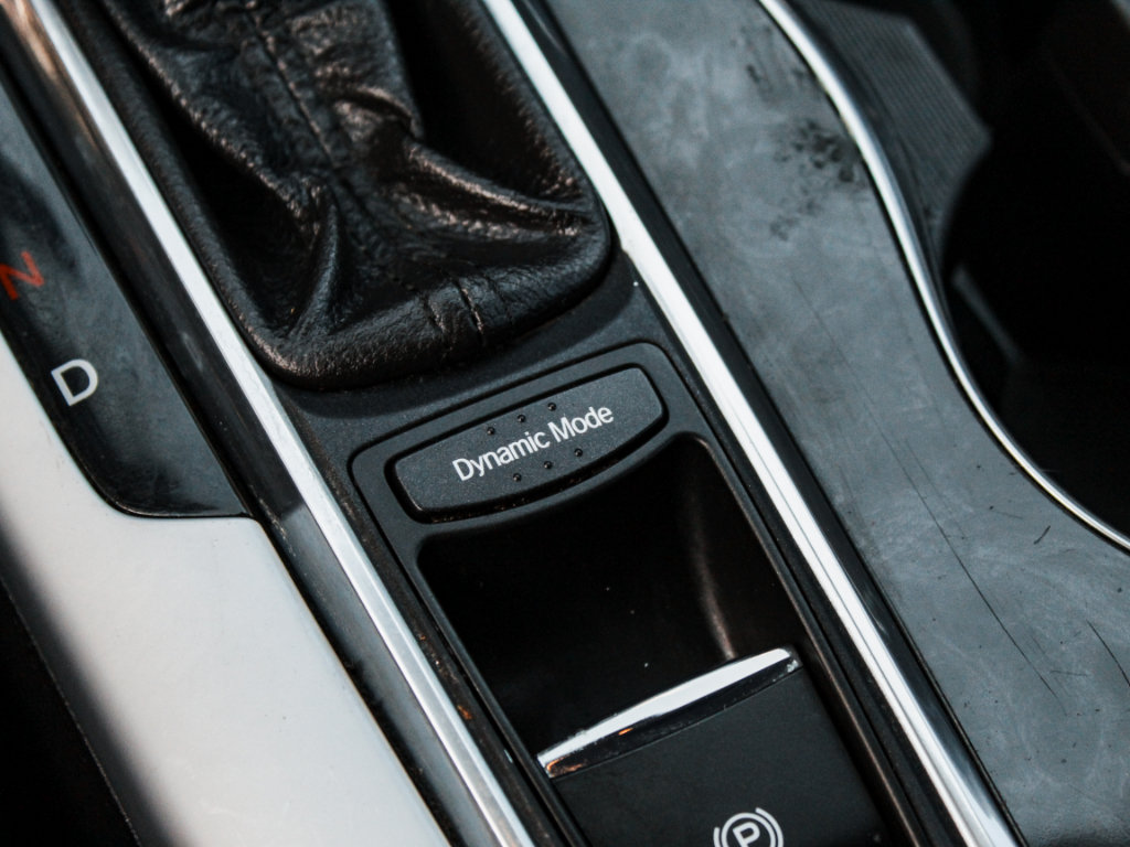 Used 2020 Acura TLX FWD image 21