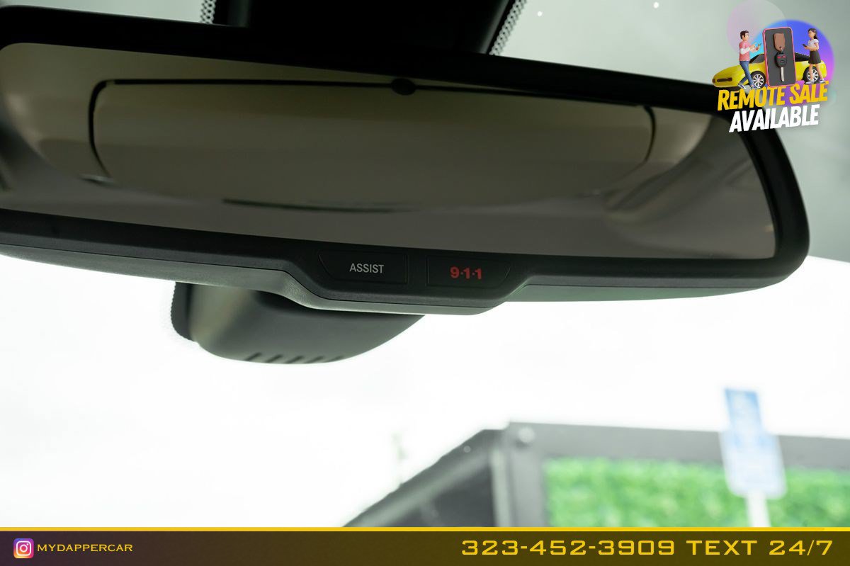Used 2016 Chrysler 300 C RWD image 29