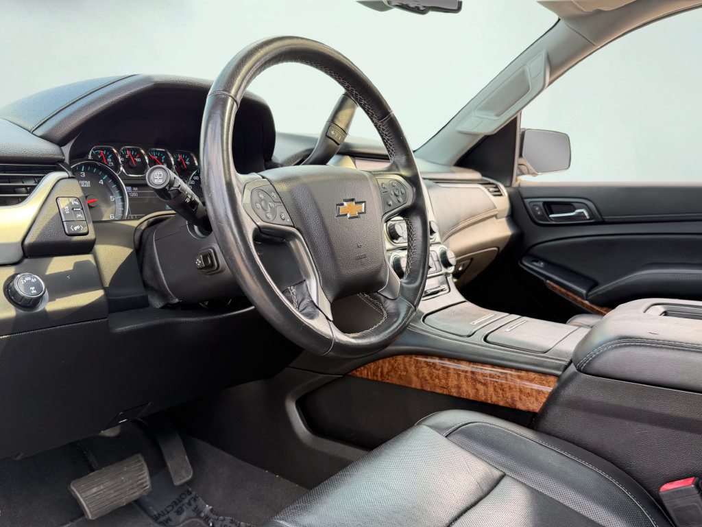 Used 2020 Chevrolet Tahoe Premier AWD/4WD image 33