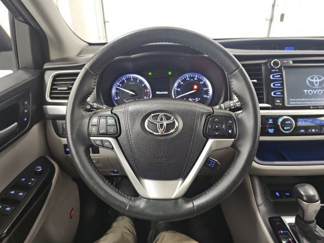 Used 2016 Toyota Highlander Limited w/ Protection Package #3 image 19