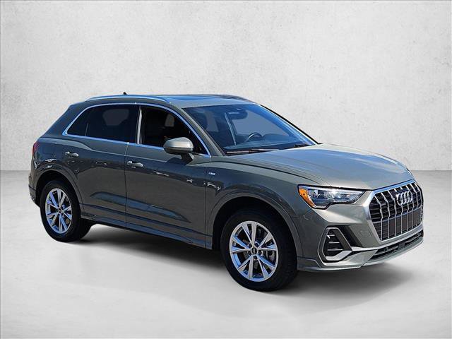 Used 2022 Audi Q3 2.0T Premium AWD/4WD image 3