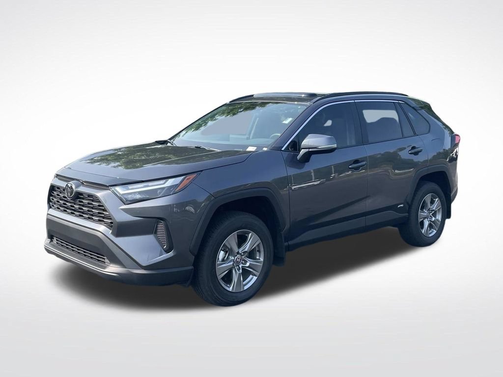 Used 2025 Toyota RAV4 XLE w/ Convenience Package AWD/4WD video 3