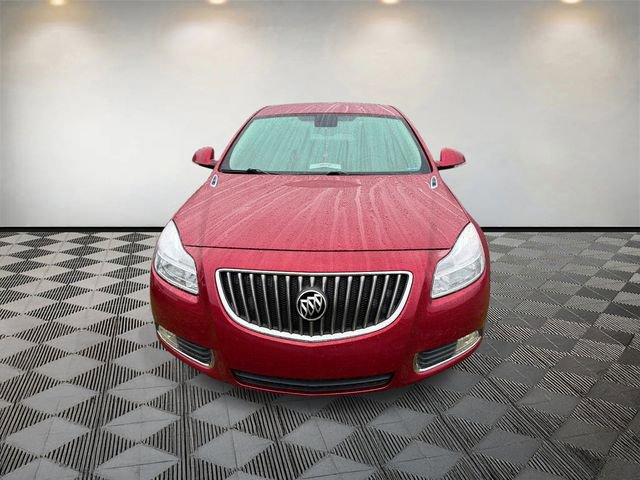 Used 2013 Buick Regal Premium FWD image 2