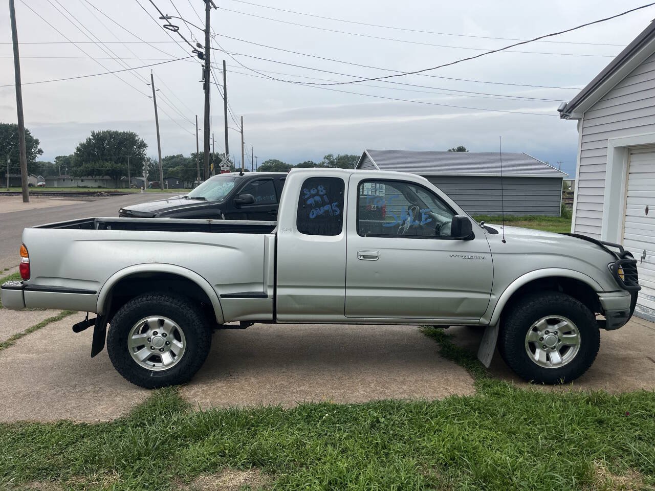 Used 2002 Toyota Tacoma PreRunner RWD image 17