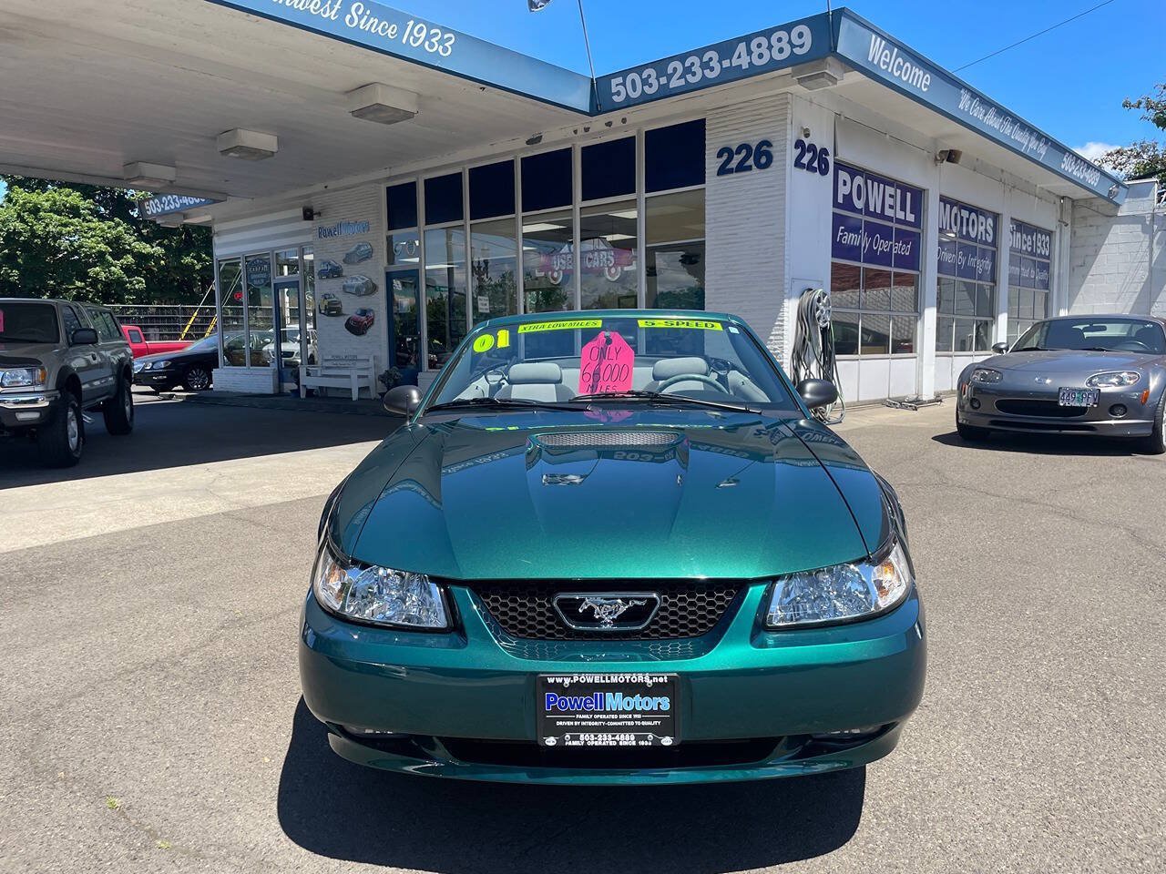Used 2001 Ford Mustang Convertible RWD image 20