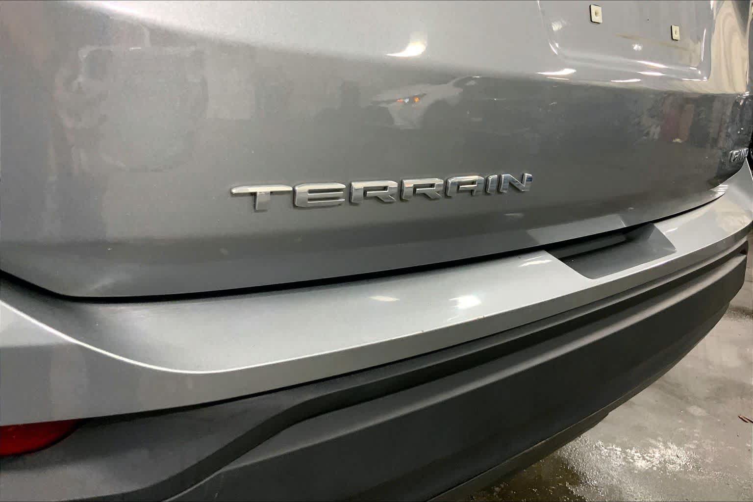 Used 2024 GMC Terrain SLE w/ Driver Convenience Package AWD/4WD image 30