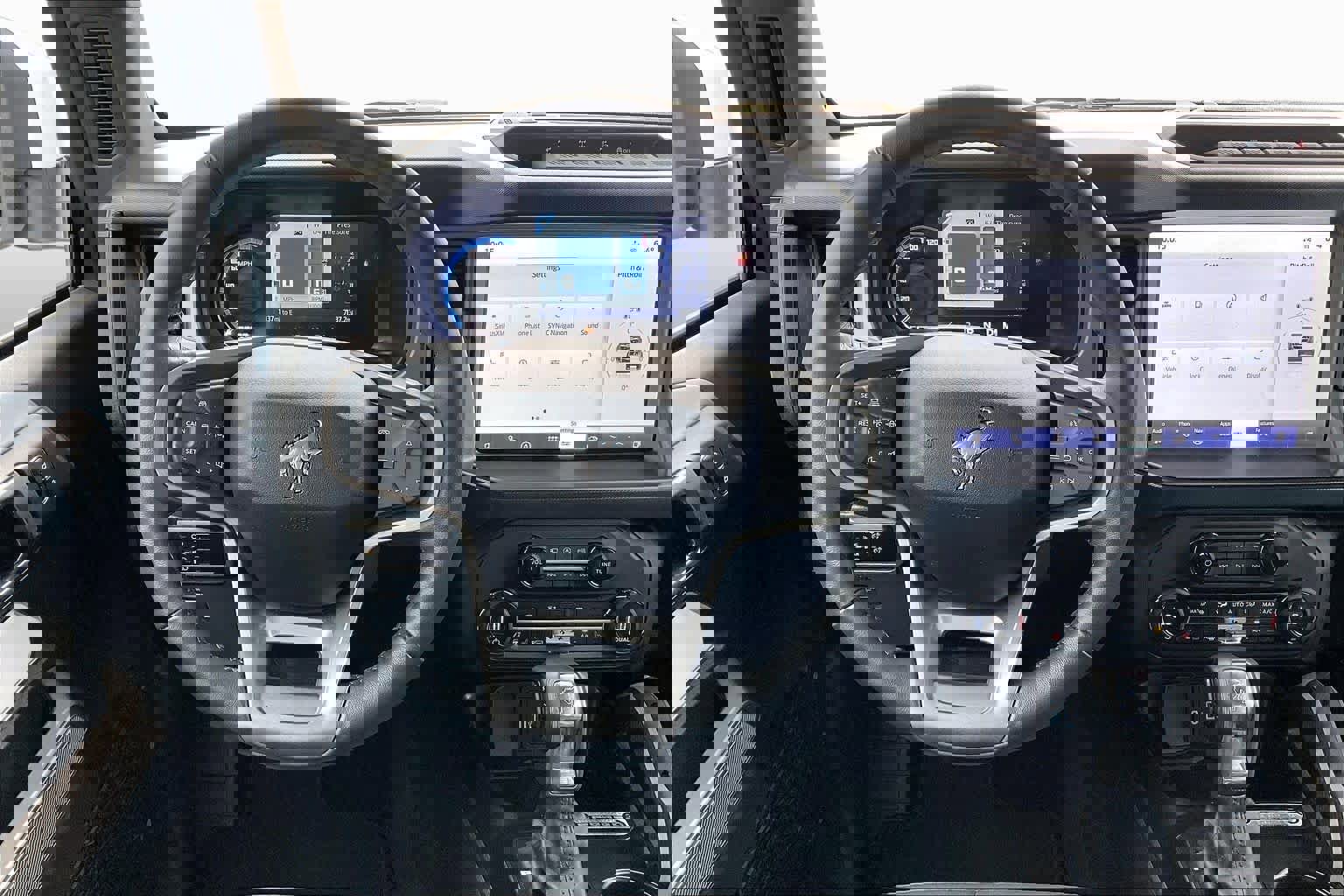 Used 2023 Ford Bronco Outer Banks w/ Sasquatch Package image 5