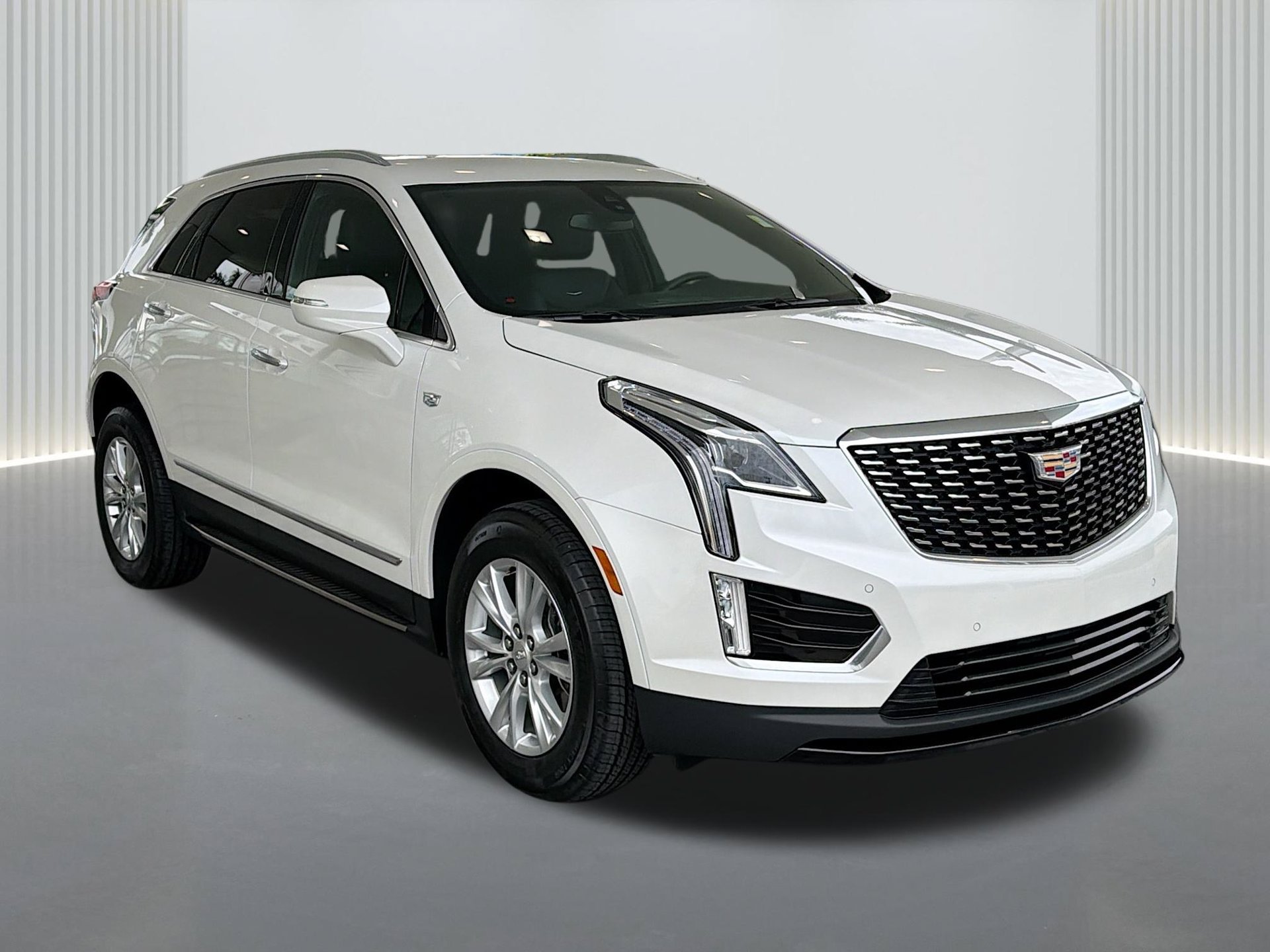 Certified 2023 Cadillac XT5 Luxury FWD image 9