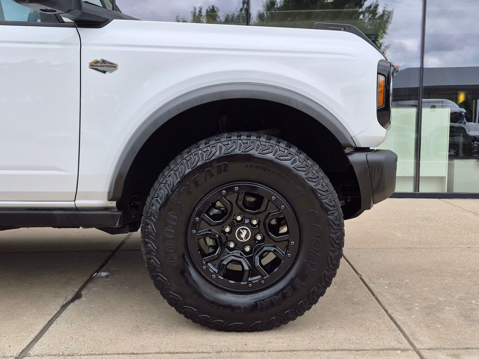 Used 2023 Ford Bronco Wildtrak AWD/4WD image 11