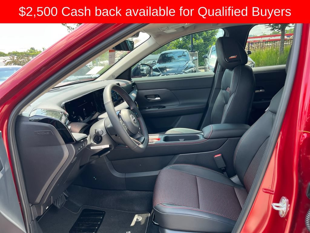 New 2026 Nissan Kicks SR w/ SR Premium Package FWD image 11