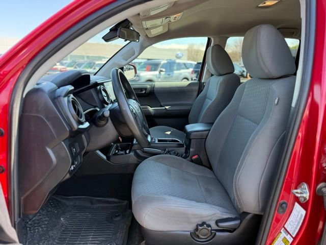Used 2020 Toyota Tacoma SR AWD/4WD image 11