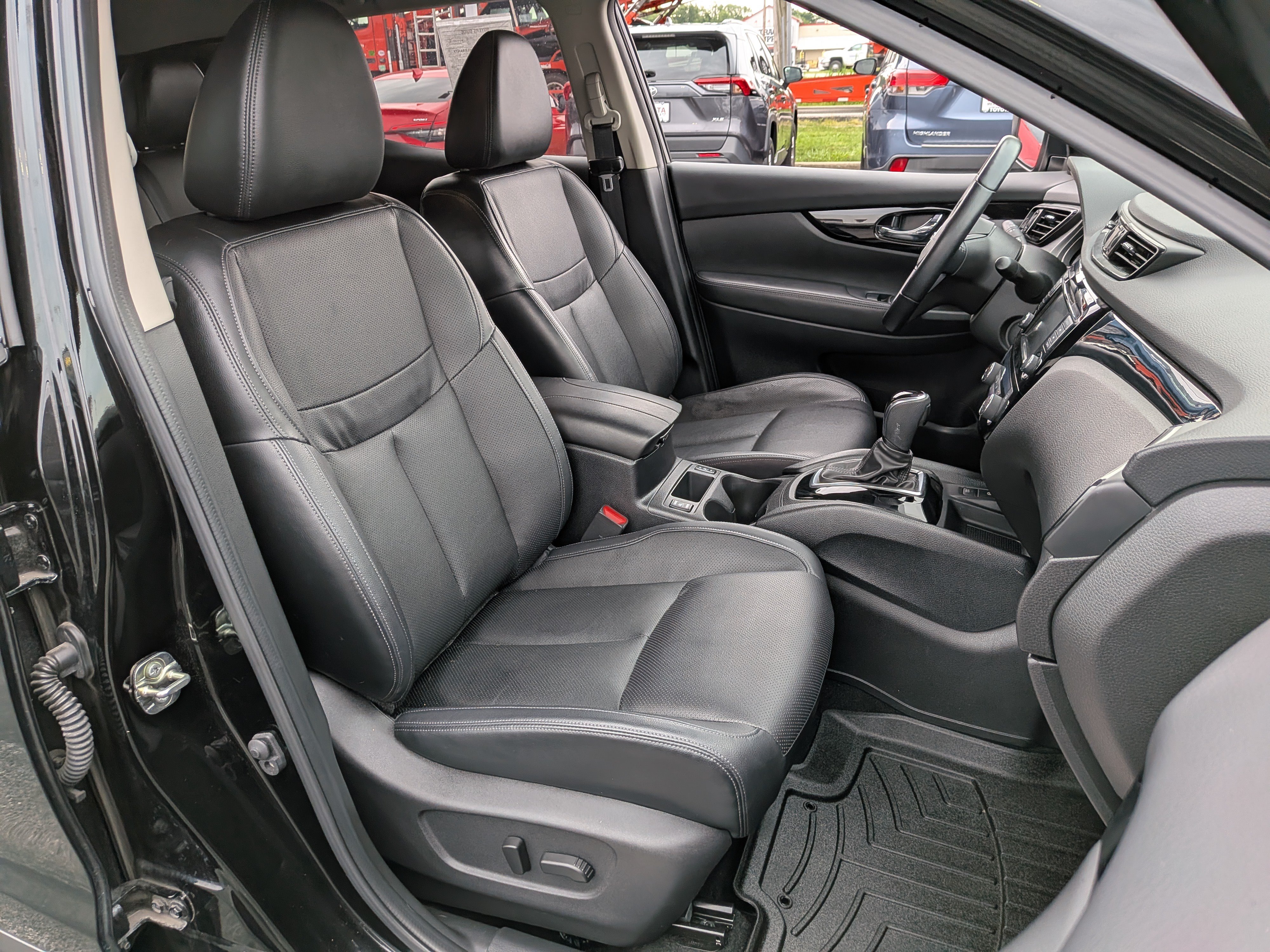 Used 2022 Nissan Rogue Sport SL w/ Premium Package AWD/4WD image 25