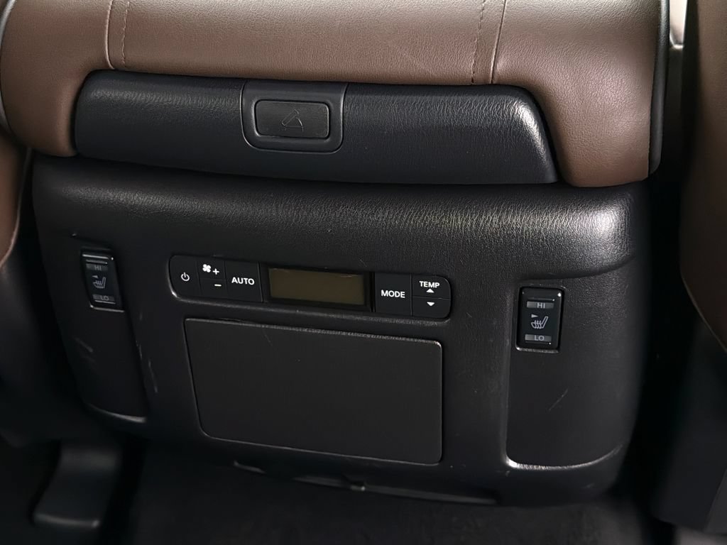 Used 2023 Nissan Armada Platinum w/ Captain's Chairs Package AWD/4WD image 19