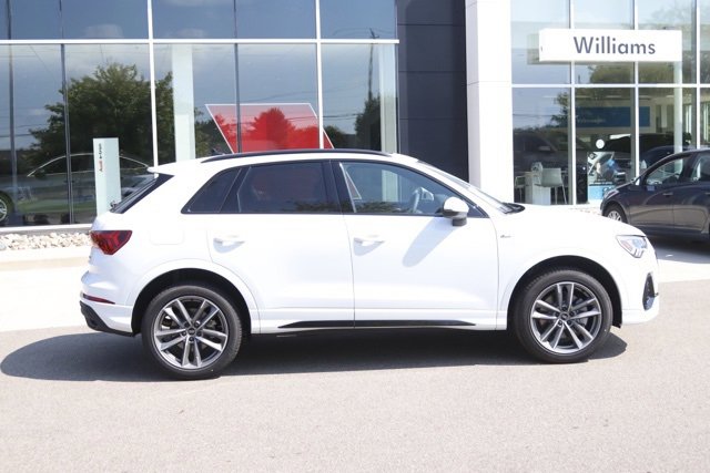 New 2025 Audi Q3 2.0T Premium image 2