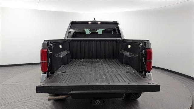Used 2025 Toyota Tacoma SR5 RWD image 18